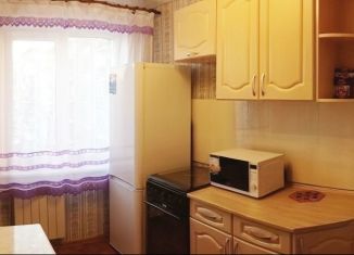 Продажа трехкомнатной квартиры, 65 м2, Новосибирск, Каунасская улица, 7, метро Заельцовская