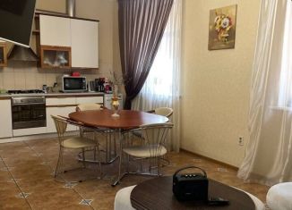 Сдам в аренду 4-комнатную квартиру, 98 м2, Ростов-на-Дону, Большая Садовая улица, 75