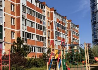 Продажа двухкомнатной квартиры, 51.9 м2, село Усады, Сиреневая улица, 2