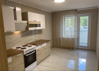 Сдаю 3-комнатную квартиру, 81 м2, Ульяновск, улица Варейкиса, 50