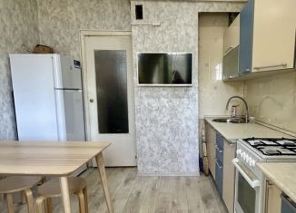 Однокомнатная квартира на продажу, 40 м2, Йошкар-Ола, улица Строителей, 34, микрорайон 9Б