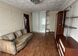 Сдача в аренду 3-ком. квартиры, 48 м2, Белогорск, улица Ленина, 97