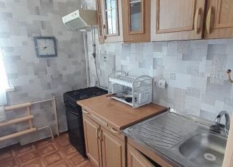 2-ком. квартира в аренду, 55 м2, Саки, улица Революции, 7