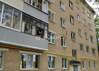 Продам трехкомнатную квартиру, 63 м2, дачный посёлок Кокошкино, Школьная улица, 11