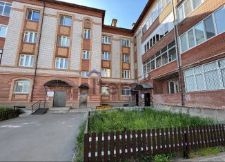 Продам 3-ком. квартиру, 79 м2, Буинск, улица Камиля Зыятдинова, 11