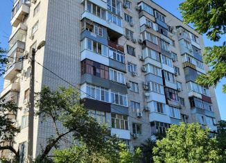 Продам 1-ком. квартиру, 38 м2, Краснодар, улица Братьев Дроздовых, 41, улица Братьев Дроздовых