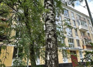 Продается 3-ком. квартира, 57.3 м2, Санкт-Петербург, Варшавская улица, 39к2, метро Московская