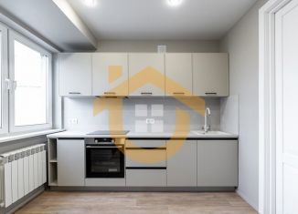 Продается трехкомнатная квартира, 76.5 м2, Москва, Калужская площадь, 1к1, район Якиманка