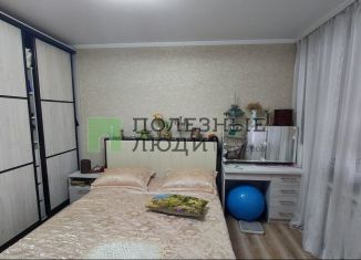 Продажа 2-ком. квартиры, 52 м2, Крымск, улица Ленина, 203