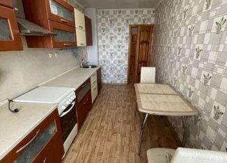 Продам 1-ком. квартиру, 44 м2, Самара, Бакинская улица, 24, метро Алабинская