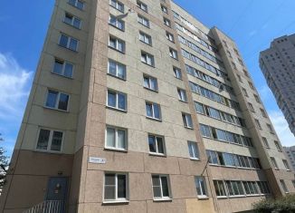 Продажа 4-комнатной квартиры, 107.7 м2, Санкт-Петербург, улица Оптиков, 47к3