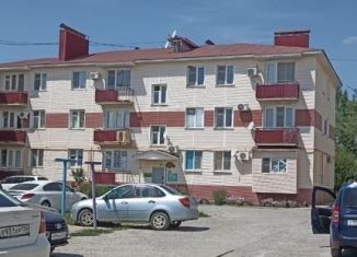 Продается 2-комнатная квартира, 54 м2, Михайловка, Новороссийская улица, 2А