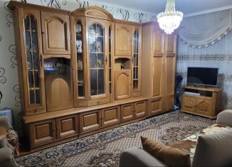 Продается 2-комнатная квартира, 52.5 м2, Строитель, улица 5 Августа, 18