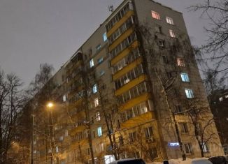 Сдаю 2-ком. квартиру, 45 м2, Москва, Барвихинская улица, 24, станция Сетунь