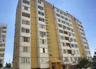 Продам 1-ком. квартиру, 47.2 м2, Астраханская область, улица Куликова, 85к3