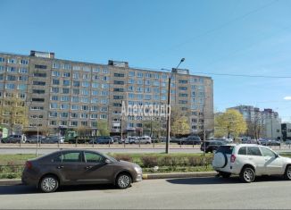 Продам трехкомнатную квартиру, 65.5 м2, Санкт-Петербург, метро Елизаровская, улица Дыбенко, 27к1