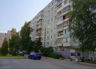 Продам 1-ком. квартиру, 33 м2, Великий Новгород, Нехинская улица, 22к1