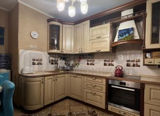 4-ком. квартира на продажу, 105 м2, Московская область, Гвардейская улица, 7