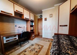 Продается трехкомнатная квартира, 70 м2, Ростов-на-Дону, Октябрьский район, Таганрогская улица