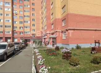 Продажа 3-комнатной квартиры, 78 м2, Йошкар-Ола, Западная улица, 21