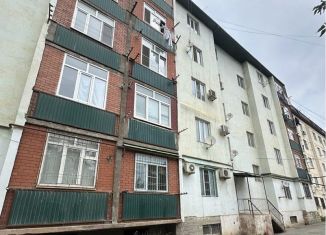 Двухкомнатная квартира на продажу, 72 м2, Дербент, улица 345-й Дагестанской Стрелковой Дивизии, 17Ж