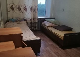 Сдается 3-комнатная квартира, 90 м2, Ясногорск, улица Льва Толстого, 3