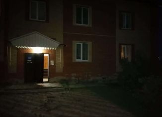 Продается однокомнатная квартира, 37 м2, село Викулово, улица Гагарина, 77