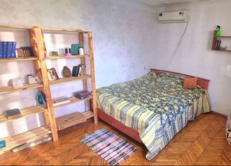 1-комнатная квартира в аренду, 34 м2, Москва, улица Раевского, 3, метро Студенческая