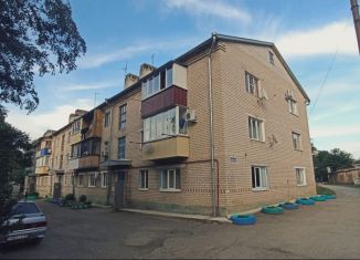 Продажа 2-комнатной квартиры, 47 м2, село Кочубеевское, улица Титова, 4Б