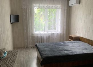 Сдам 3-комнатную квартиру, 60 м2, Приморско-Ахтарск, Октябрьская улица, 72