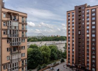 Продается 1-комнатная квартира, 42 м2, Калининград, улица Горького, 96