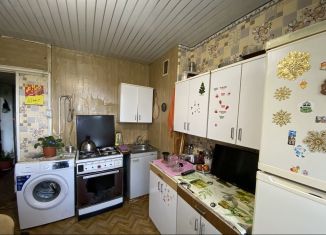 Продам 2-ком. квартиру, 46.9 м2, село Павловская Слобода, улица Стадион, 3