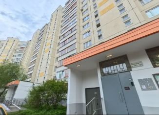 Продам 2-комнатную квартиру, 54.9 м2, Москва, метро Улица Горчакова, улица Адмирала Лазарева, 35к1