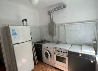 Продается двухкомнатная квартира, 45 м2, Шахты, Садовая улица, 4