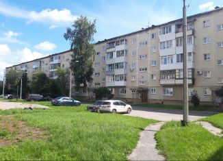 Продается 2-комнатная квартира, 43 м2, Свердловская область, Уральская улица, 43