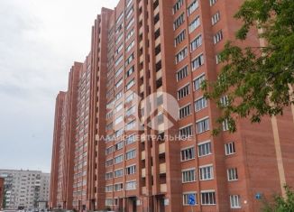 Продам 1-комнатную квартиру, 38 м2, Новосибирск, улица Сержанта Коротаева, 1, метро Студенческая