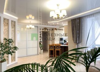 Продается 3-комнатная квартира, 85 м2, Киров, Ульяновская улица, 16