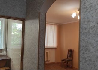 Сдам 1-комнатную квартиру, 30 м2, Севастополь, улица Мичурина, 3