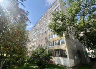 Продаю трехкомнатную квартиру, 60.3 м2, Уфа, улица Авроры, 5