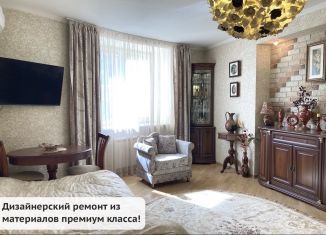 Продам 2-ком. квартиру, 100 м2, Чехов, улица Чехова, 2А