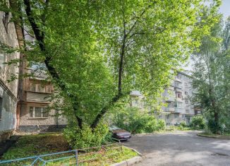 Продам 2-ком. квартиру, 43 м2, Екатеринбург, метро Уральская, Парковый переулок, 41к3