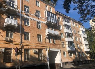 Продажа 2-комнатной квартиры, 30 м2, Москва, улица Свободы, 8/4с2, станция Тушинская