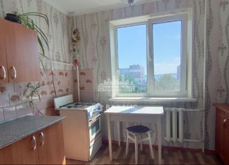 Продам 2-ком. квартиру, 50 м2, Керчь, улица Генерала Петрова, 16