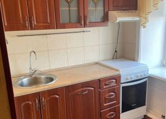 Сдам в аренду 3-ком. квартиру, 54 м2, Иркутск, улица Академика Образцова, 2, Ленинский округ