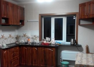 Сдается в аренду дом, 90 м2, поселок Кучугуры, улица Ленина