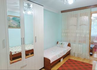 Сдам в аренду 4-ком. квартиру, 90 м2, Дагестан, улица М. Далгата, 1А