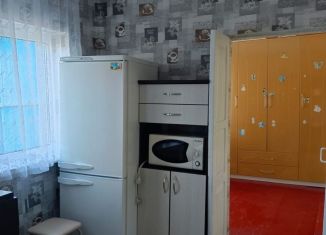 Сдаю в аренду комнату, 30 м2, Адыгея, Комсомольская улица, 126