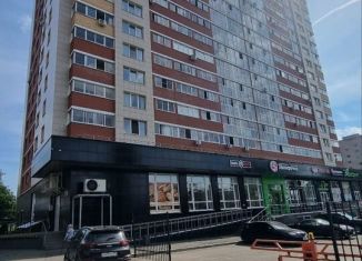 Сдаю 1-ком. квартиру, 56 м2, Удмуртия, улица Льва Толстого, 34