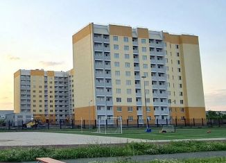 Продаю 3-комнатную квартиру, 58 м2, Саратов, улица имени Николая Сдобнова, 5