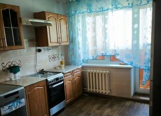 Сдается в аренду 3-ком. квартира, 74 м2, Приморский край, Ульяновская улица, 9/1